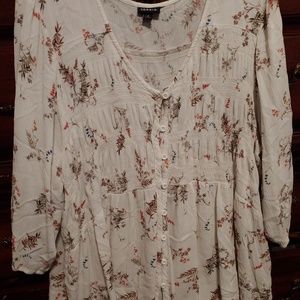 Torrid floral tunic size 4